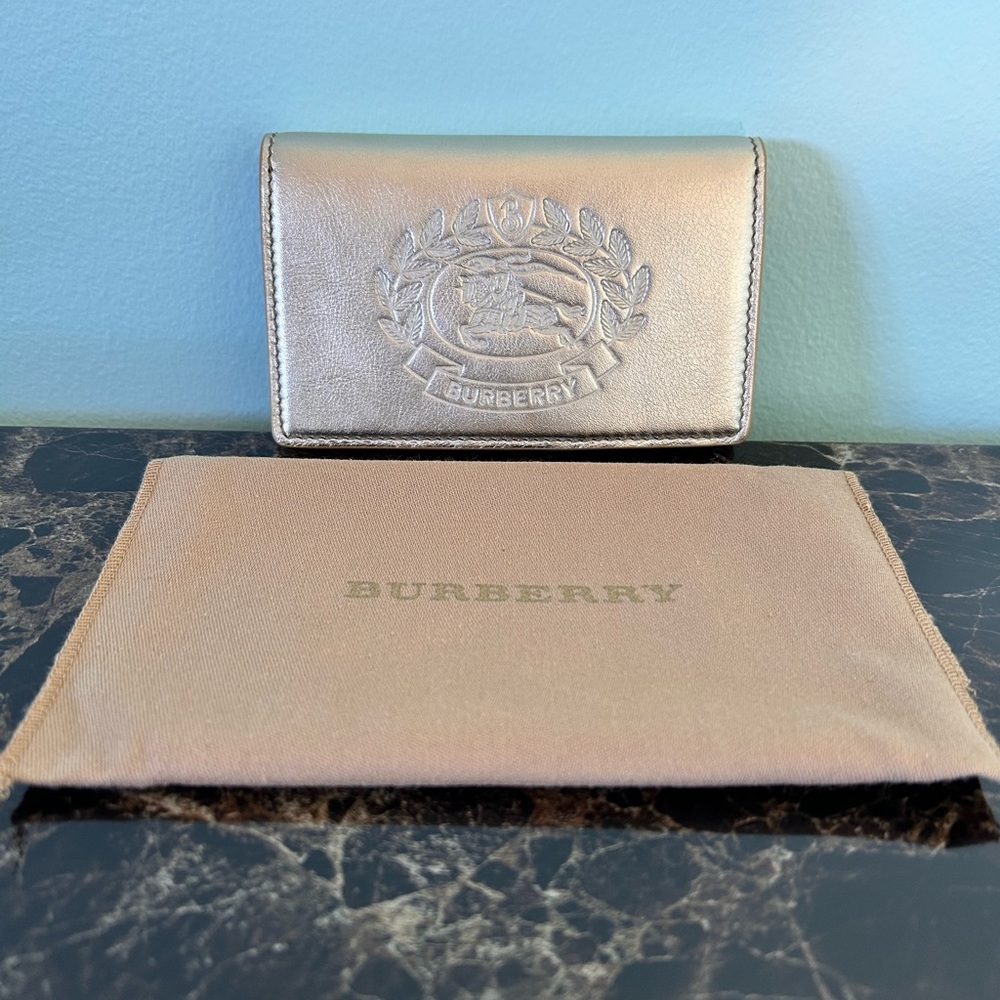 NWT! Sale! Saville Burberry Crest Embossed Smooth Leather Gold Metallic Wallet - Picture 2 of 16